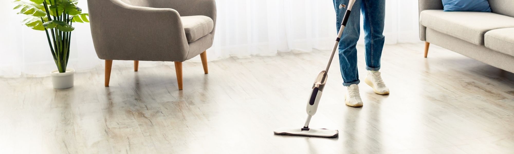 How to Care for Your Floors in Winter: Expert Tips for Salt, Moisture, Pets & Heavy Traffic